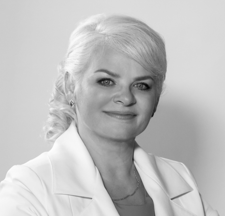 Крюкова Елена Михайловна